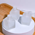 High End 6ml 8ml 10ml Square Refillable Car Perfume Bottles with Wooden Diffuser