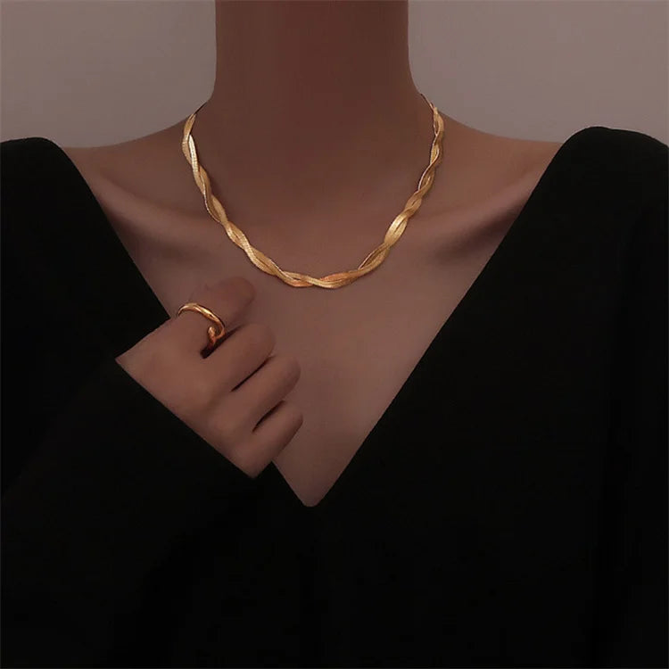 Wholesale No Fade New Fashion Jewelry Stainless Steel Women Gold Double Snake Bone Chain Necklace