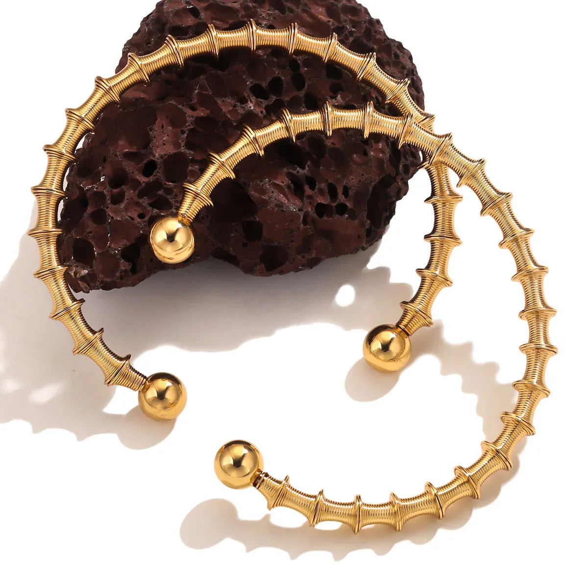 Wholesale Retro Plated 18k Stainless Steel Bohemian Personalized Bracelets Spring Bracelets Bijoux En Acier Inoxydable