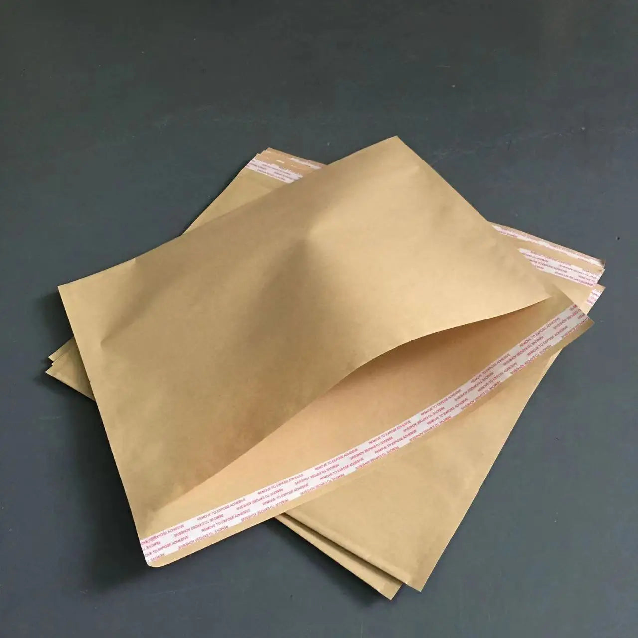 Custom Self Sealing Recyclable Kraft Cover Paper Mailers Bag Corrugated Paper Padded Packaging Cushioned Envelopes