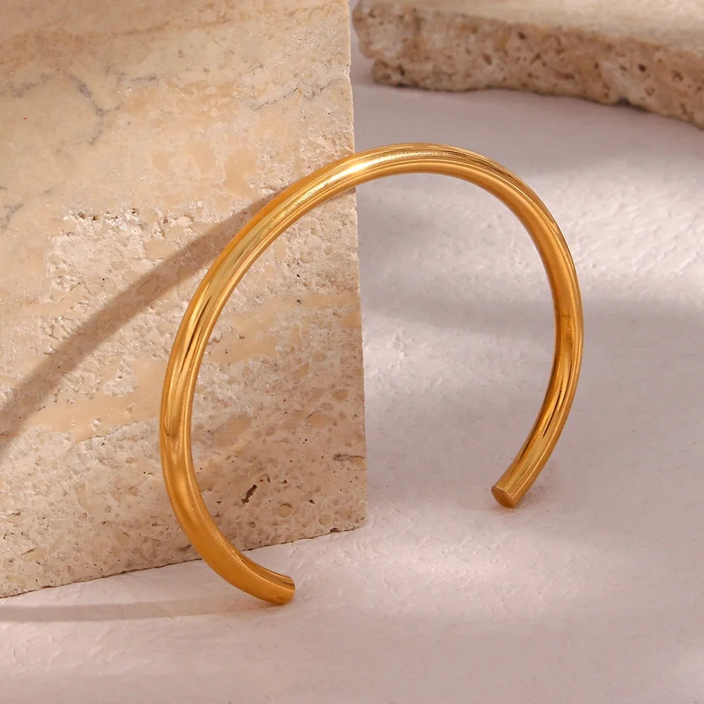 Fashion Minimalist Jewelry Tarnish Free Open Size Gold Bracelet 18K Gold Plated Stainless Steel Cuff Bangle
