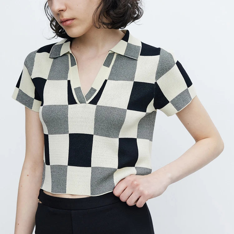 New Hot Selling Custom Polo Pattern Knit Short Sweater Women Fashion Black and White Lattice Pattern Summer Pullover Sweater