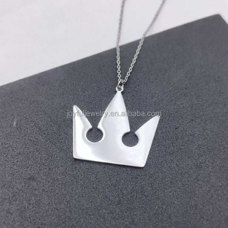 Fashion Wholesale 316l Stainless Steel Kingdom Hearts Necklace Sora Crown Anime Necklace Sora's Key for Teenager Women Men