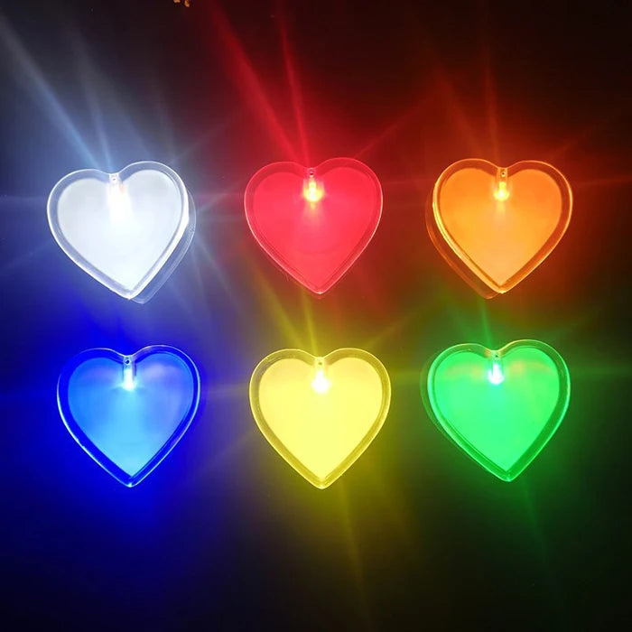 Customizable Mini Luminous LED Button Name Pin Badge Plastic Happy Birthday Event Heart Flashing Light 50x50 Promotion Name Tag
