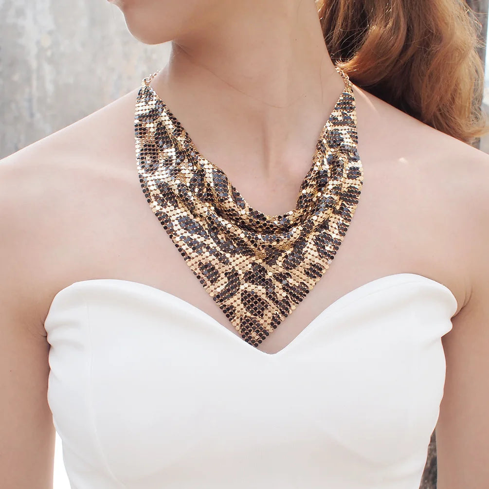 SC Hot Sale Vintage Chain Sequin Necklace Triangular Towel Statement Necklace Stylish Cool Leopard Necklace for Women