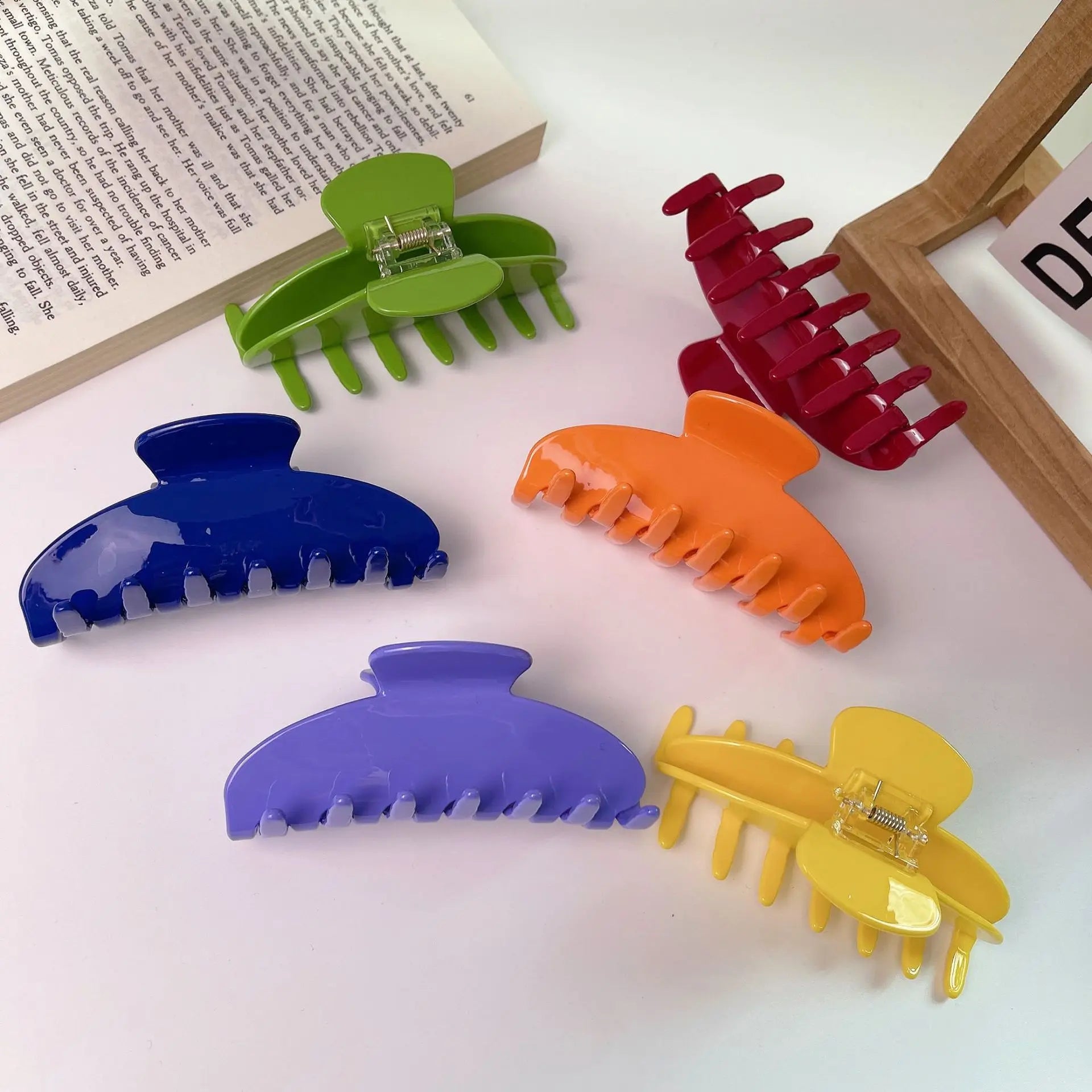 The Latest Fashion Design Korean Hair Clip Acetate Custom Design Solid Color Plain Large Big Jumbo 10cm Hair Claw