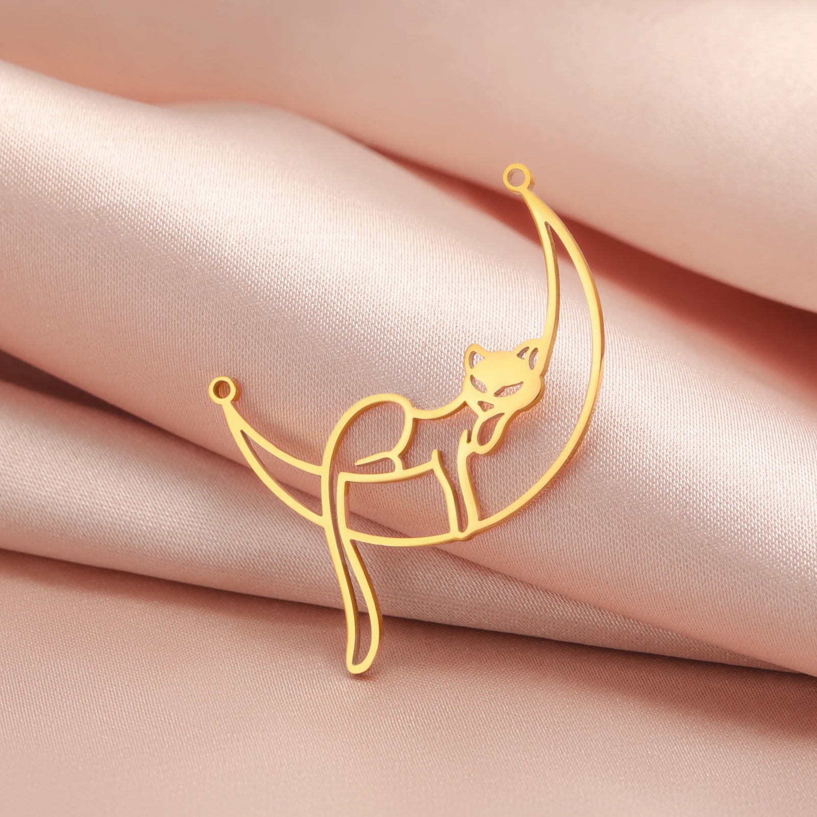 Stainless Steel Hollow Out Moon Charm  Custom Animal Fox Moon Pendant Gold Plated Jewelry Accessories for Necklace Bracelet