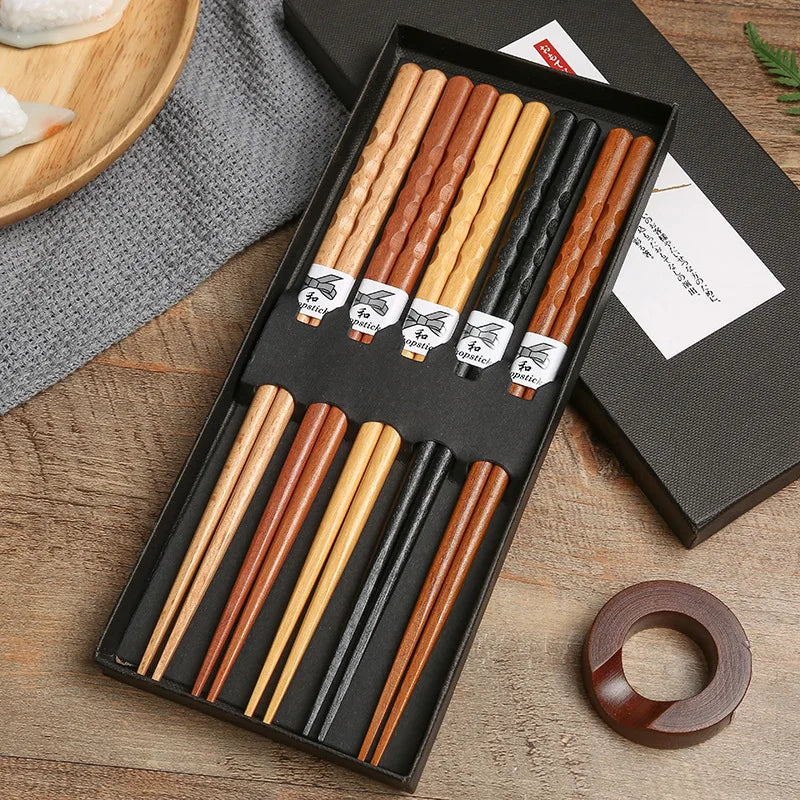 Reusable Minimalist Non-slip 5 Pairs Gift Box Pack Japanese Chopsticks Set Wood Chopsticks