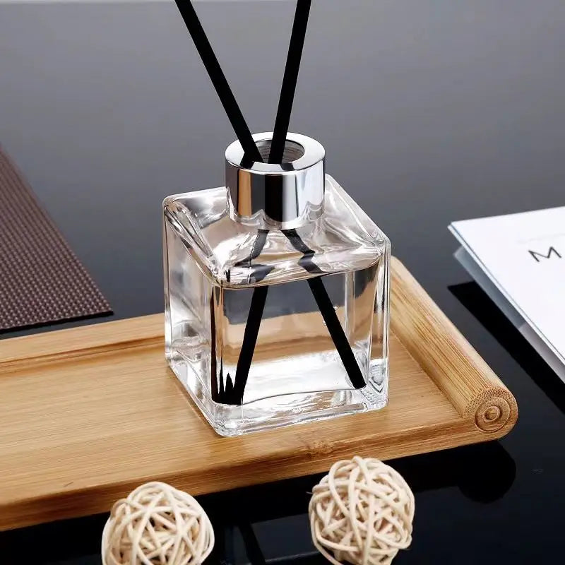 Custom 50ml 100ml 150ml 200ml Square Glass Bottle Indoor Air Fresheners Reed Diffuser Set With Scented Fiber Sticks