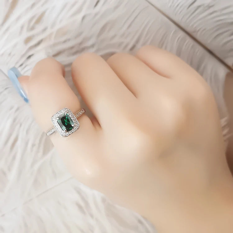 Fancy Jewelry Lab Created Emerald Rings Adjustable 925 Sterling Silver Synthetic Gemstone Ring for Girl