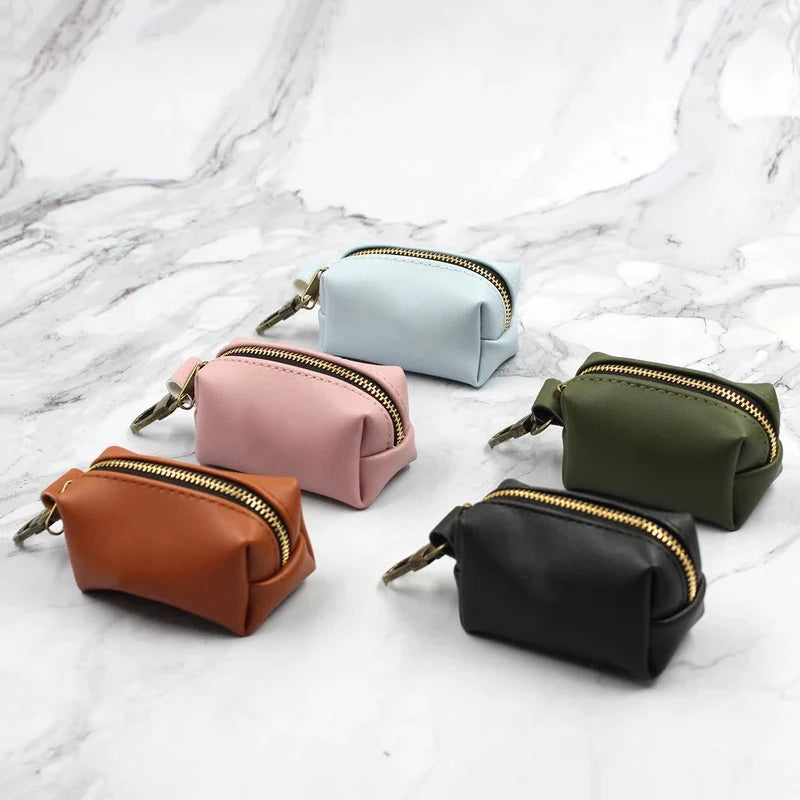 PU Leather Dog Poop Bag Dispenser Dog Leash Waste Bag Dispenser Poop Bag Holder With Metal Zippers for Walking Hiking