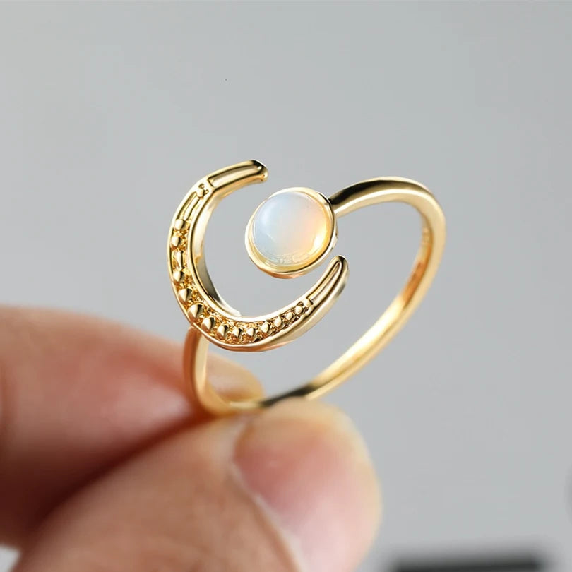Fashion INS Cold Style Trend Moon Sun Ring Creative Design Moonlight Stone Opening Adjustable Ring Fashion Jewelry HOT Sale