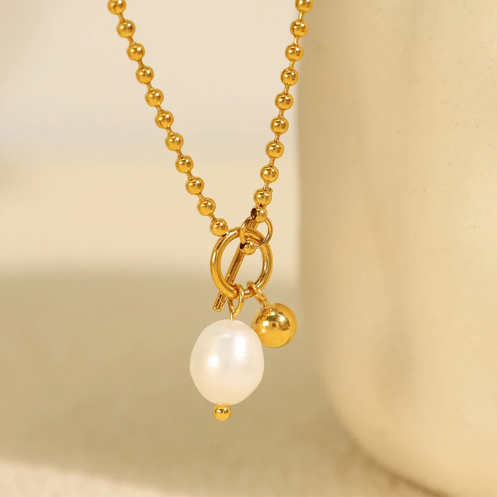 Wholesale Stainless Steel 18k Gold Plated Toggle Clasp Chain Necklace OT Freshwater Pearl Pendant Necklace for Women
