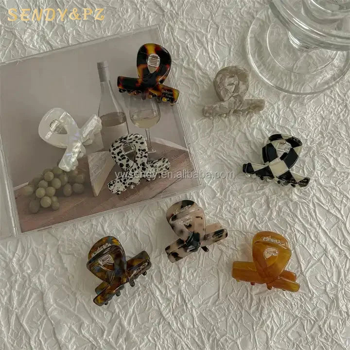 Wholesale Korean New Fashion 4.5cm Small Acetic Acid Hair Claw Clips Simple Cross Girls Hair Accessories