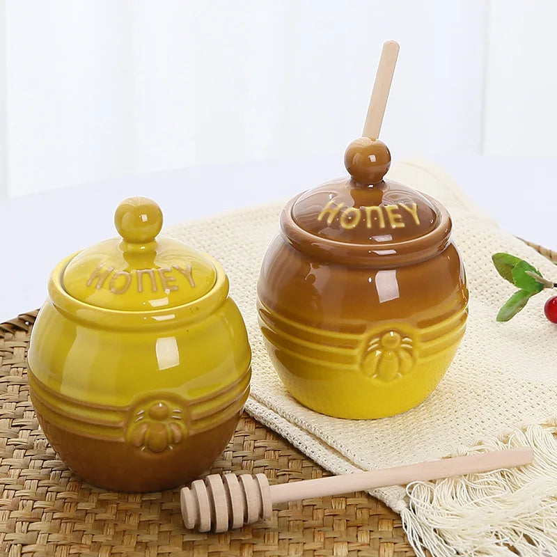 Wholesale Ins Style New Products Direct Supply Ceramic Vintage Honey Storage Jar With Wood Stirring Stick