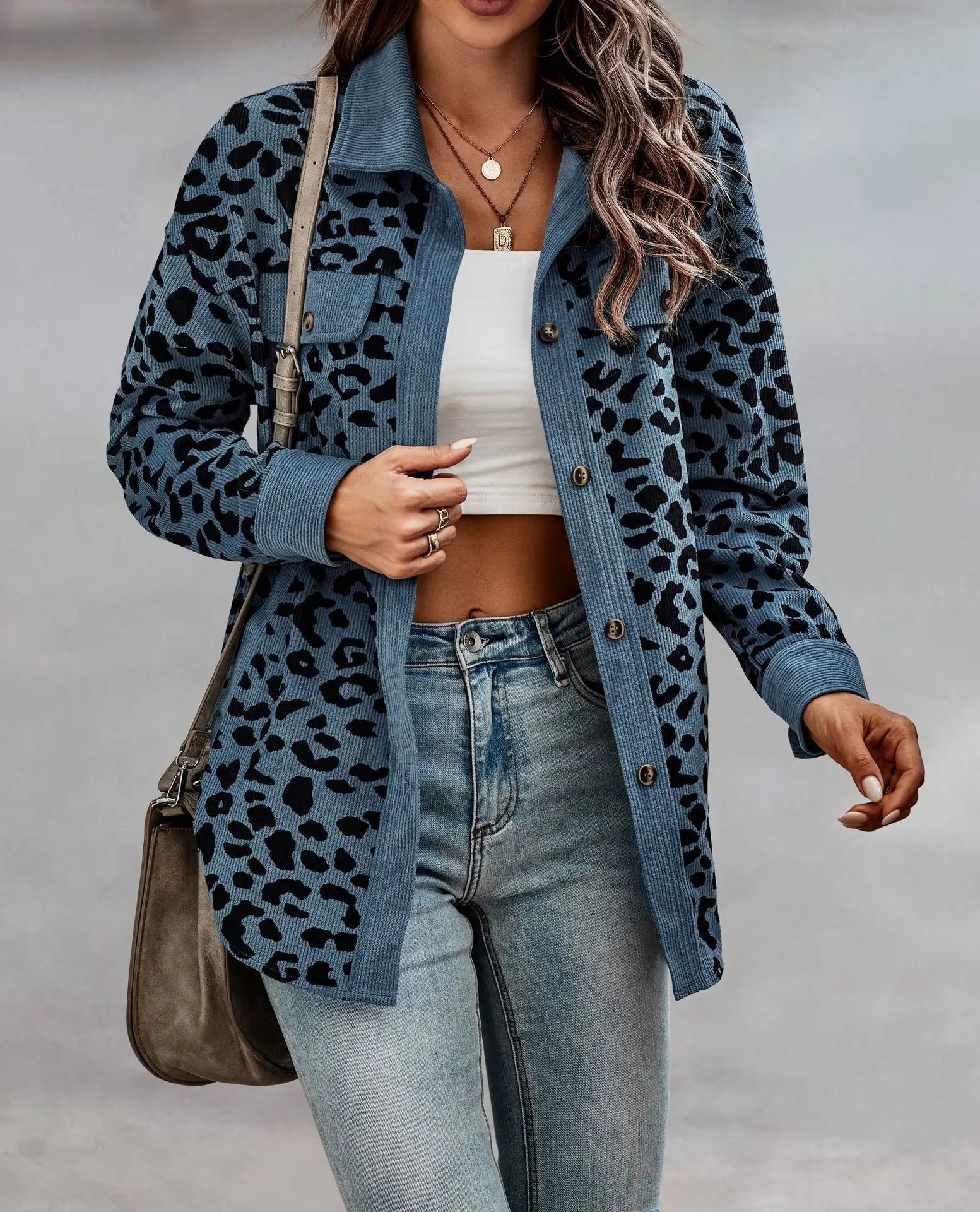 2026 Western Vintage Women's Fall Winter Fashion Leopard Print Pocket Button Long Sleeve Shacket Women's Corduroy Jacket