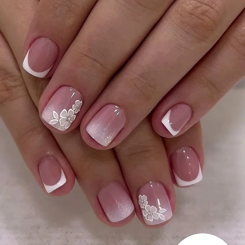Wholesale 3835 Summer White Flower Short Square Nails Press on Nails Artificial Fingernails Customize