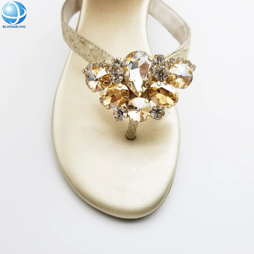 2023 New Fashion Crystal Shoe Clips Rhinestone Shoe Buckles Accessories Flip Flop Decoration