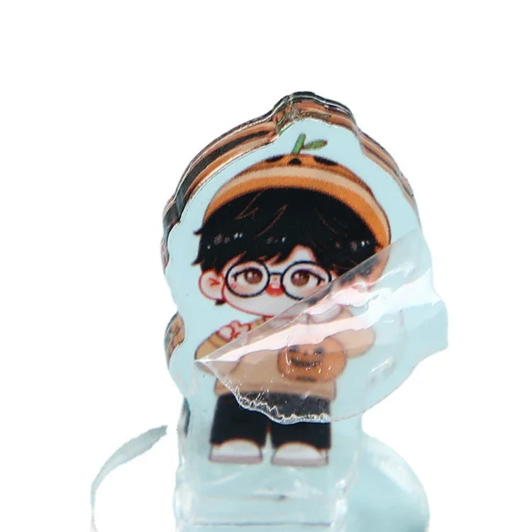Wholesale Luminous Seashell Kawaii Keychain Set Acrylic Resin with Plastic Material for Boys