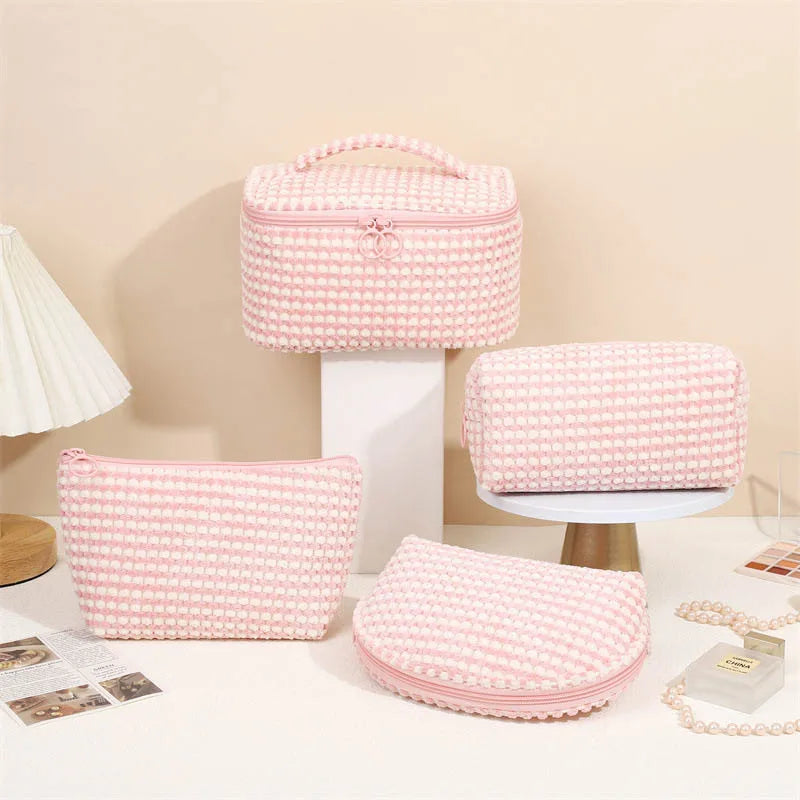 New Fashion Plush Large Capacity Foldable Zipper Closure Portable Plaid Hand Makeup Cosmetics Bag