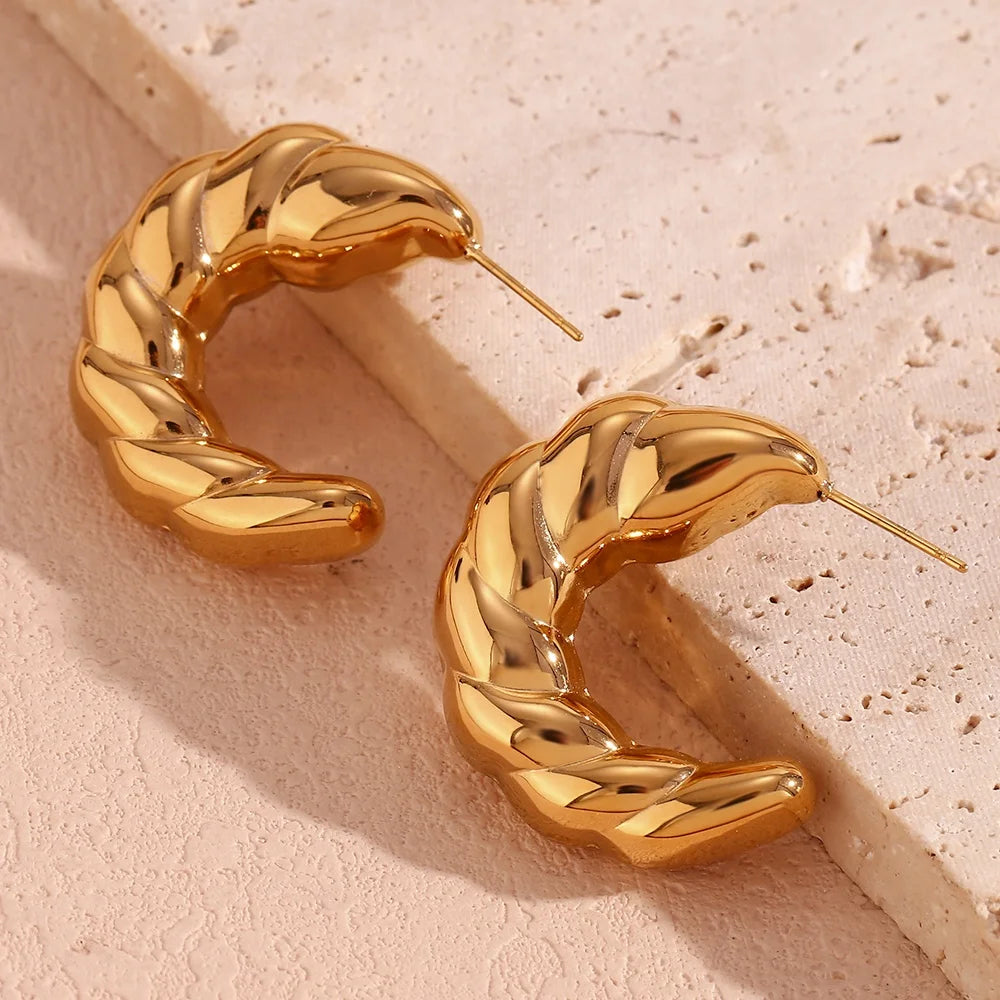 Guarantee Dreamshow Hollow Croissant Gold Hoop Earring Stainless Steel Christmas Earrings Waterproof Women Jewelry