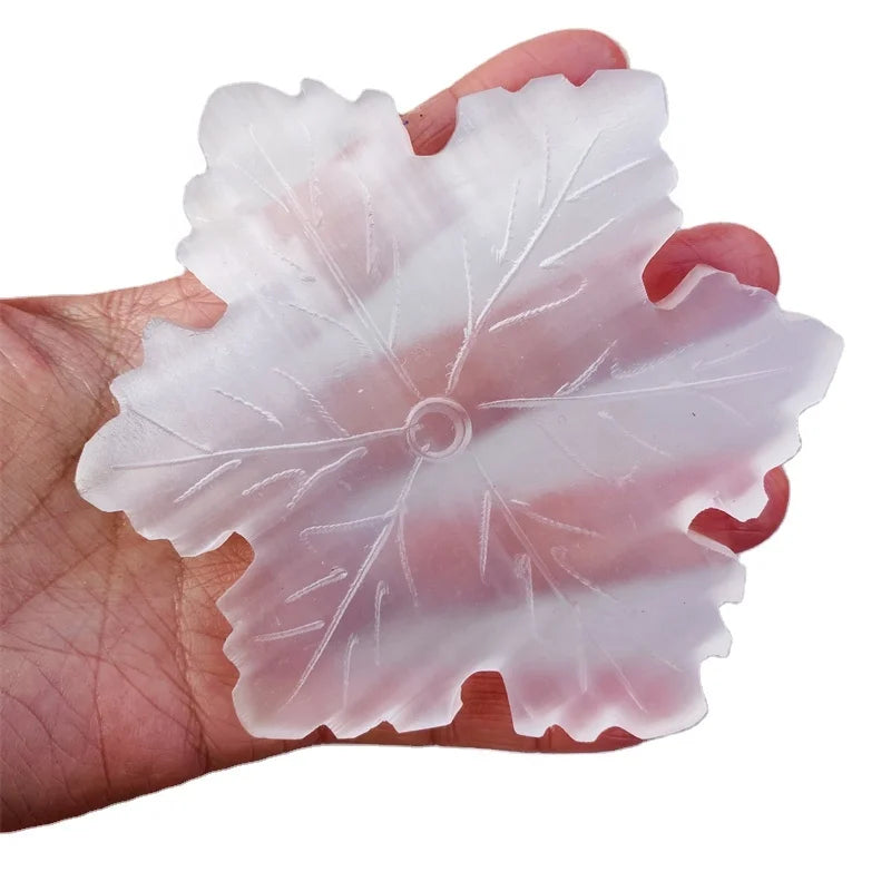 Hot Sale Natural Crystal Carving Healing White Selenite Snowflake for Christmas Decoration