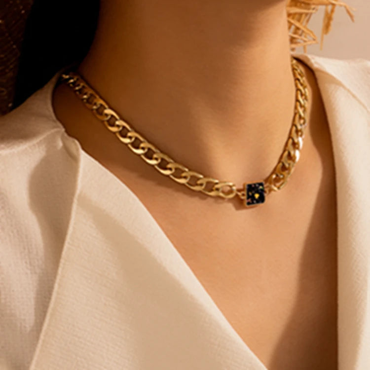 YG-21 Wholesale Bold Hip Hop Fashion Jewellery Short Necklace Women Neck Chocker Fashion Punk Gold Metal Alloy Chain Choker