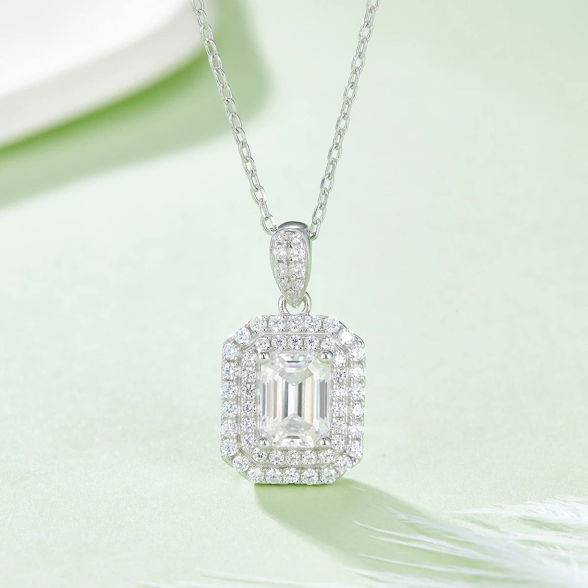 O93 Abiding Custom Fine Jewellery Emerald Cut Moissanite Diamond 1CT Stone Pendant 925 Sterling Silver Double Halo Necklace