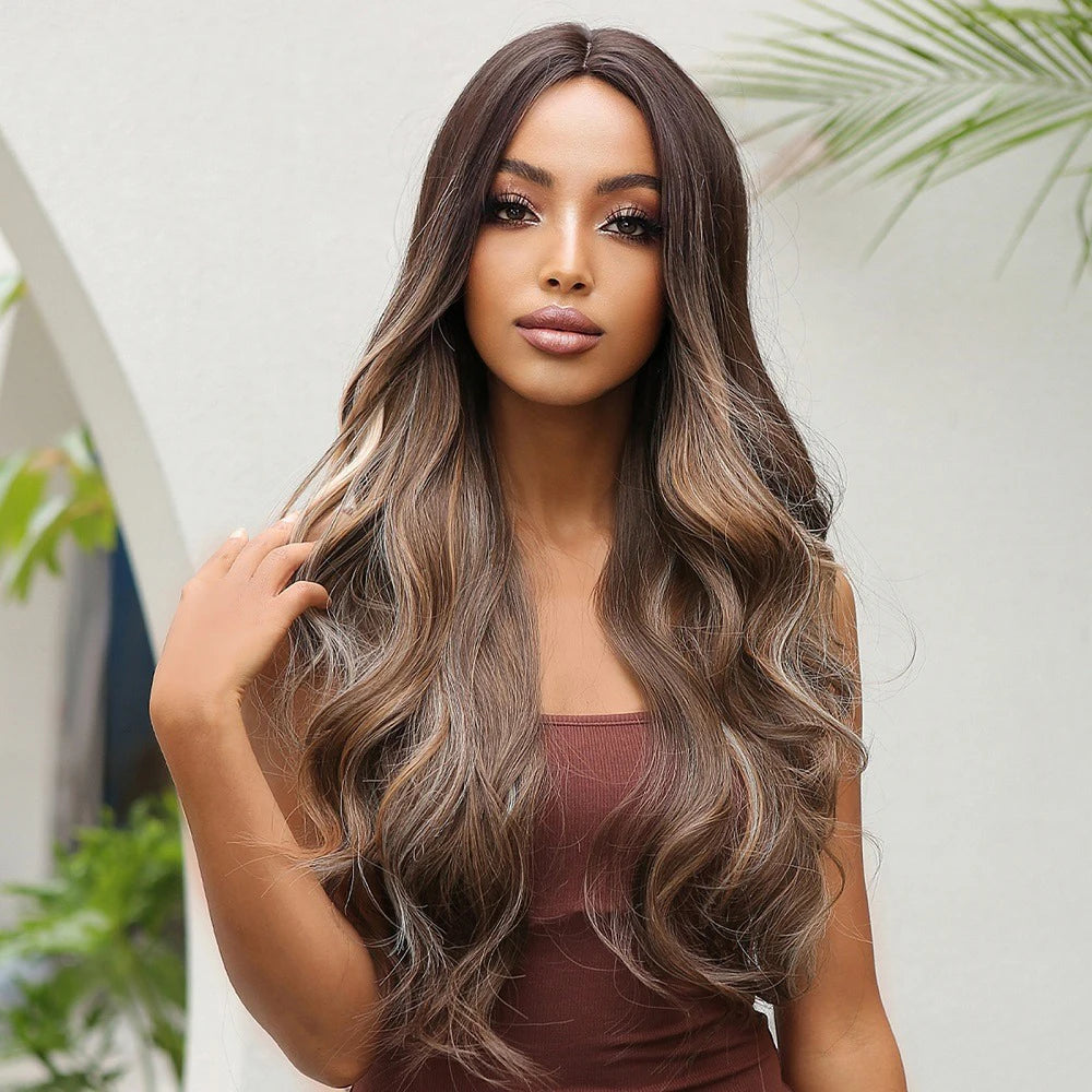 Factory Fast Delivery Synthetic Long Brown Highlight Blonde Wigs Natural Wave Wig for Women Heat Resistant Brazilian Curly Wig