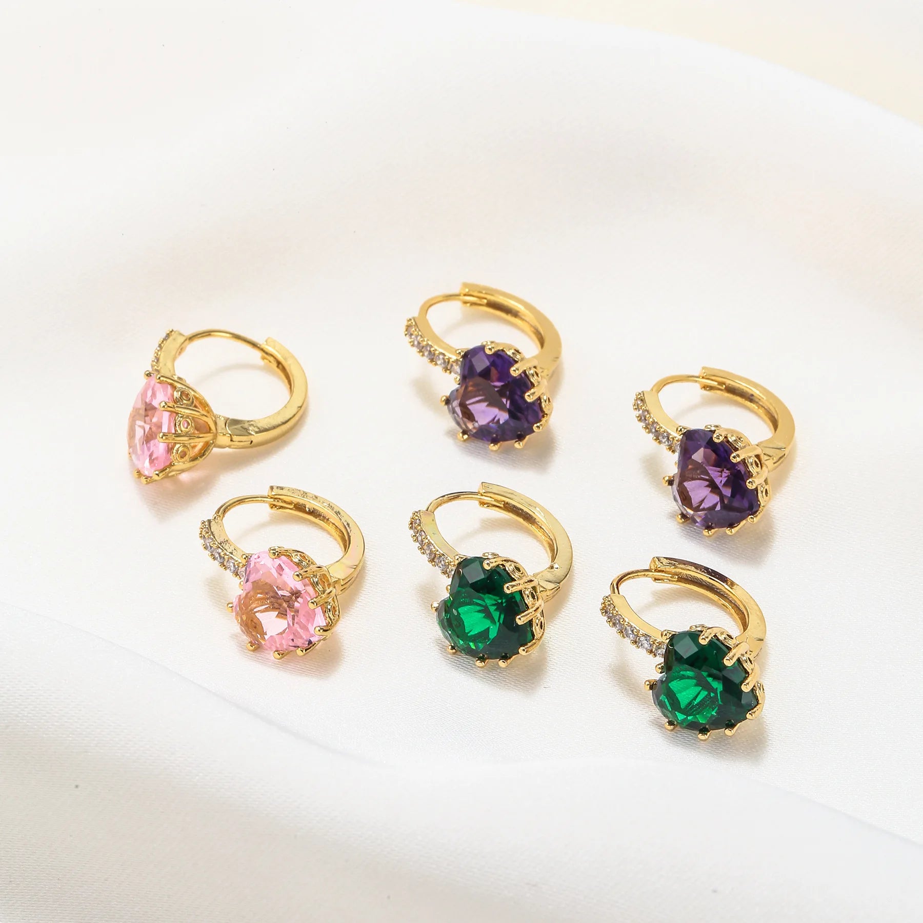 Korean Fashion Love Colored Zircon Hoop Huggie Earring Cuff Women Luxury Jewelry 18k Gold Plating Diamond Heart Shaped Earrings