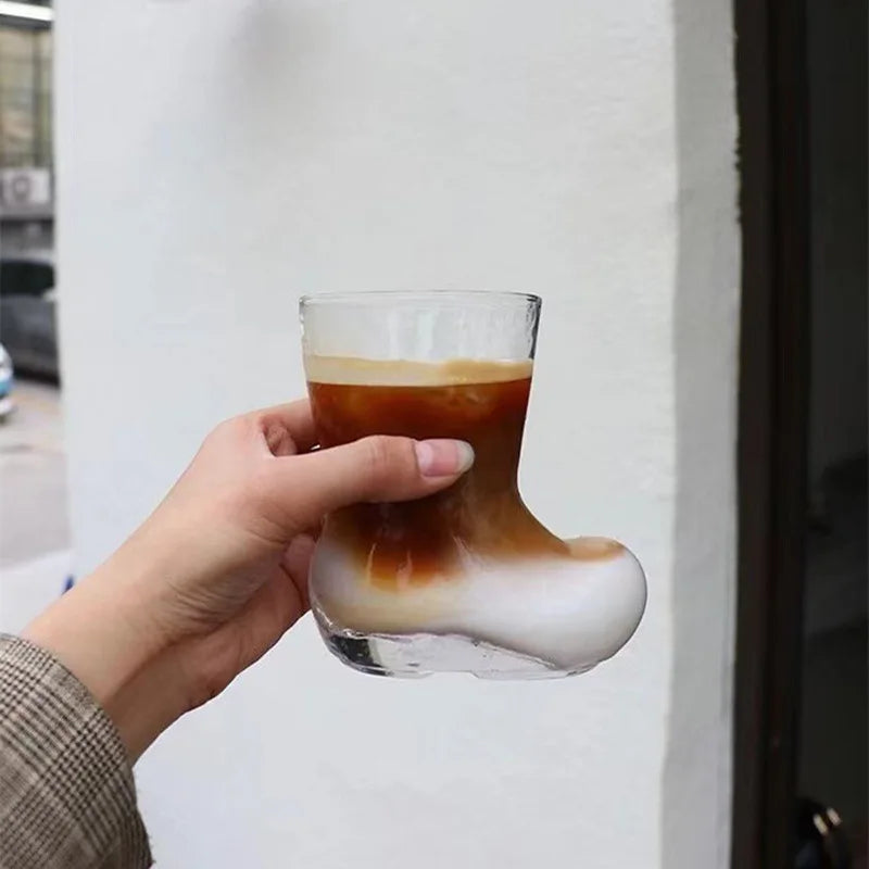 Hot Selling Cute Shoe Mug Glass Beer Mug American Style Portable for Milk Coffee & Cold Drinks Wind Boots Design