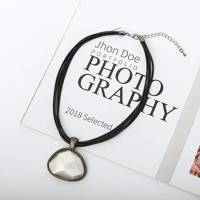 Unique Design Big Round Metal Necklace Women Fashion Jewelry Black Rope Pendant Leather Chokers Collar Collier Femme