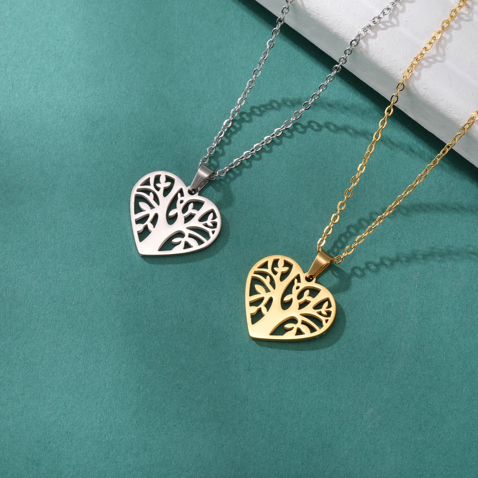 Tree of Life Stainless Steel Necklace for Women Heart Round Pendant Neck Chain Choker Amulet Jewelry Elegant Wedding Gift