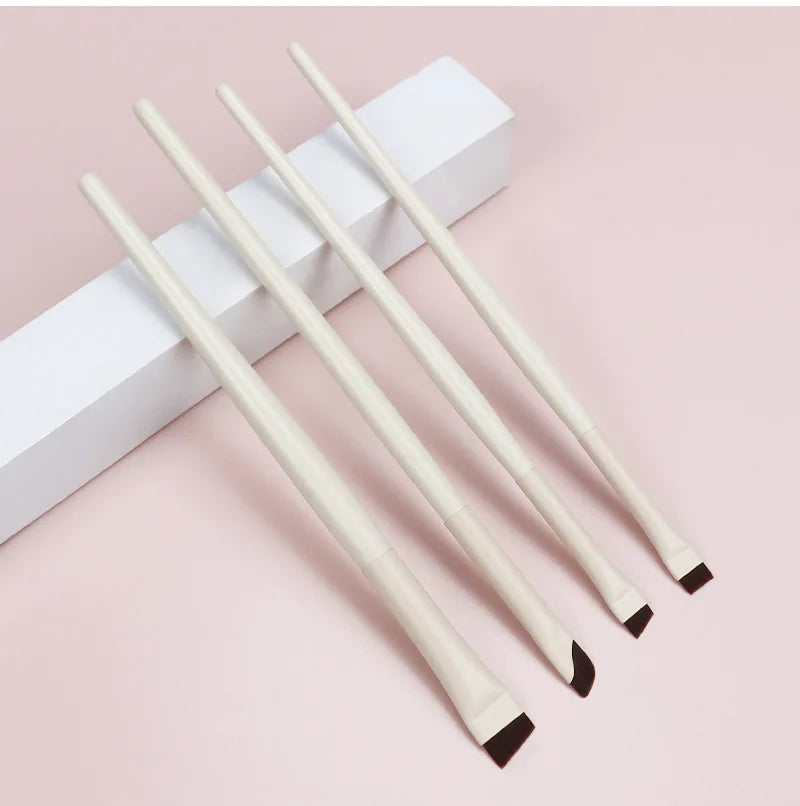 Premium Quality Ultra Thin Slanted Flat Fine Angled Beige Eyeliner Eyebrow Make up Brush Vegan Bristle Eye Liner Makeup Brush