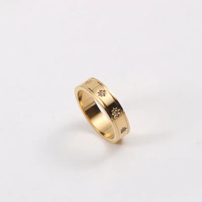 Fenny High Quality 18K Gold Plated Fashion Shiny Engrave Zirconia Star Surround Stainless Steel Ring Wholesale Jewelry