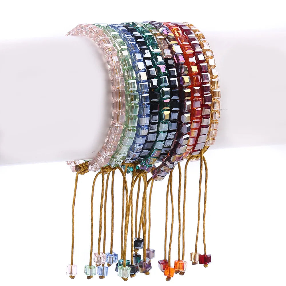 Yiwu Factory Supply Glass Crystal Bead Multicurve Trimmed Surface Adjustable Color Braided Crystal Bracelet for Women