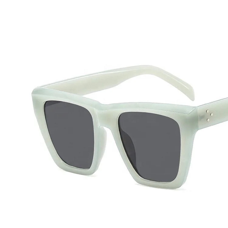 Wholesale Square Frame Street Promotional Sunglasses Women Gradient Lenses Popular Vintage 2022 New Trending