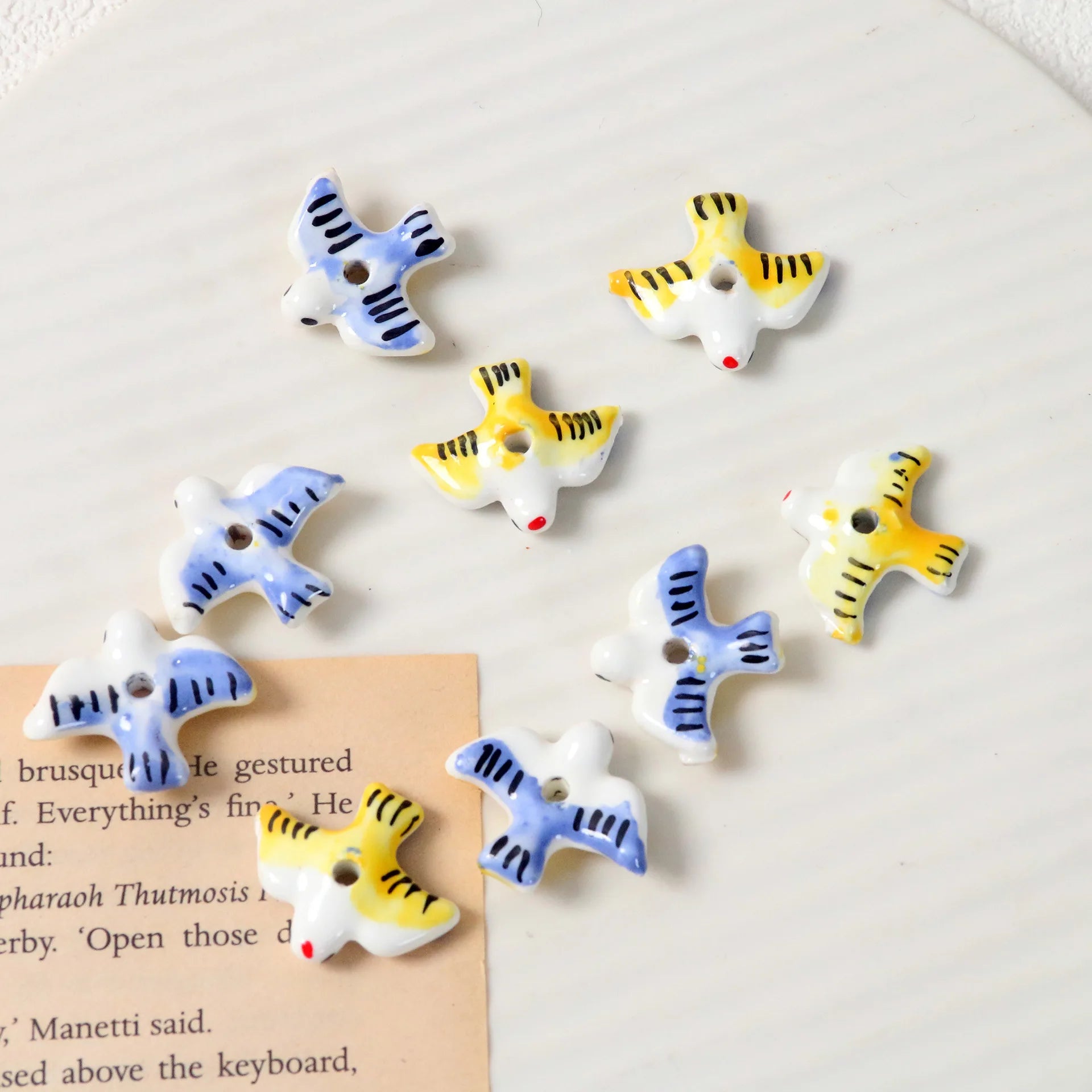 Funny 24*21mm Colorful Ceramics Clay Beads Handmade Graffiti 3d Animal Swallow Pigeon Bird Loose Beaded Charm for DIY Jewelry