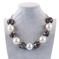 2024 Hot Selling Socialite Pearl Acrylic Necklace Mixed Popular Best Friend Party Noble Necklace for Woman