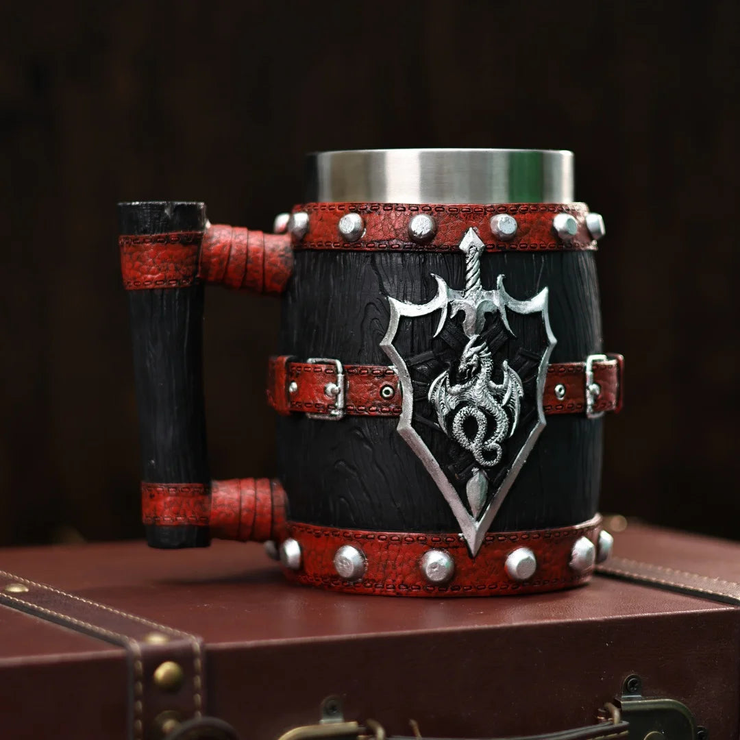 New Creative Mug MCA18 Stainless Steel Sword Design and Shield Beer Cup Wooden Bucket Mug of Medieval Dragon Statue