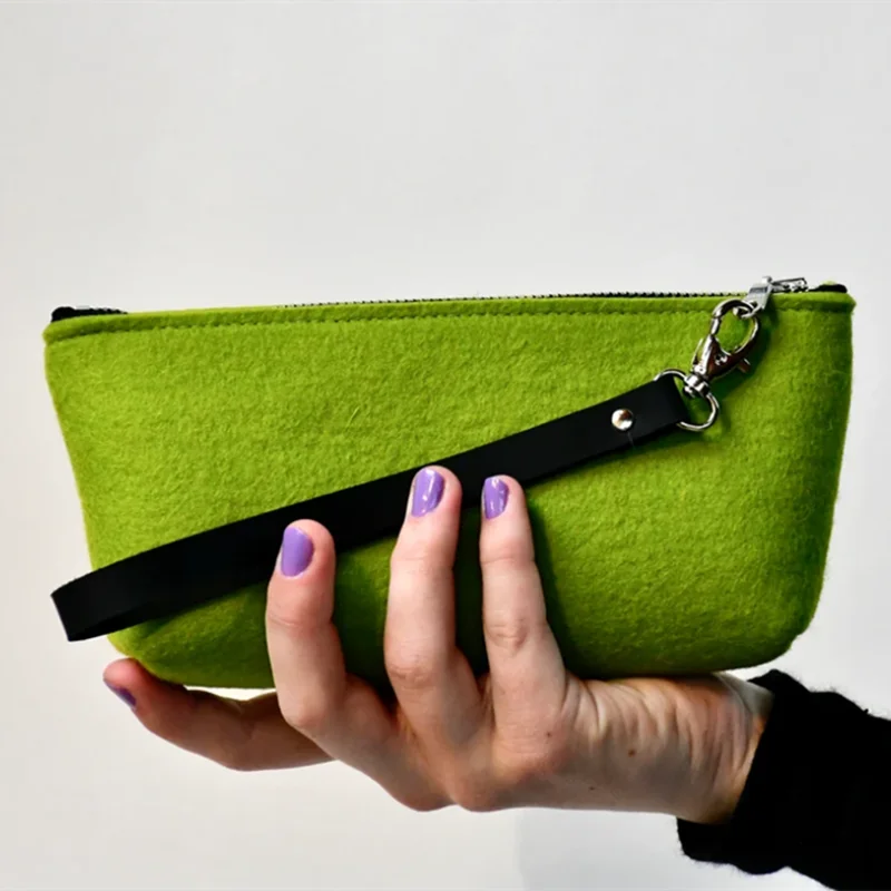 Factory Price Eco-friendly Custom Standing up Cusmitcs Bag Stationery Fashion Felt School Pencil Pouch with Zipper