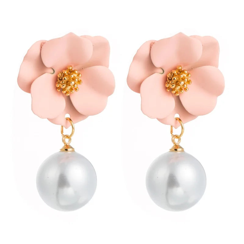 Korean New Design Temperament Flower Earrings S925 Silver Needle Hypoallergenic Alloy Inlaid Pearl Sweet Cute Earrings for Women