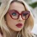 Wholesale Trendy Eyewear Blue Light Blocking Glasses Women Red Vintage Cat Eye Wear Frame Women Luxury Spectacles Eye Glasses