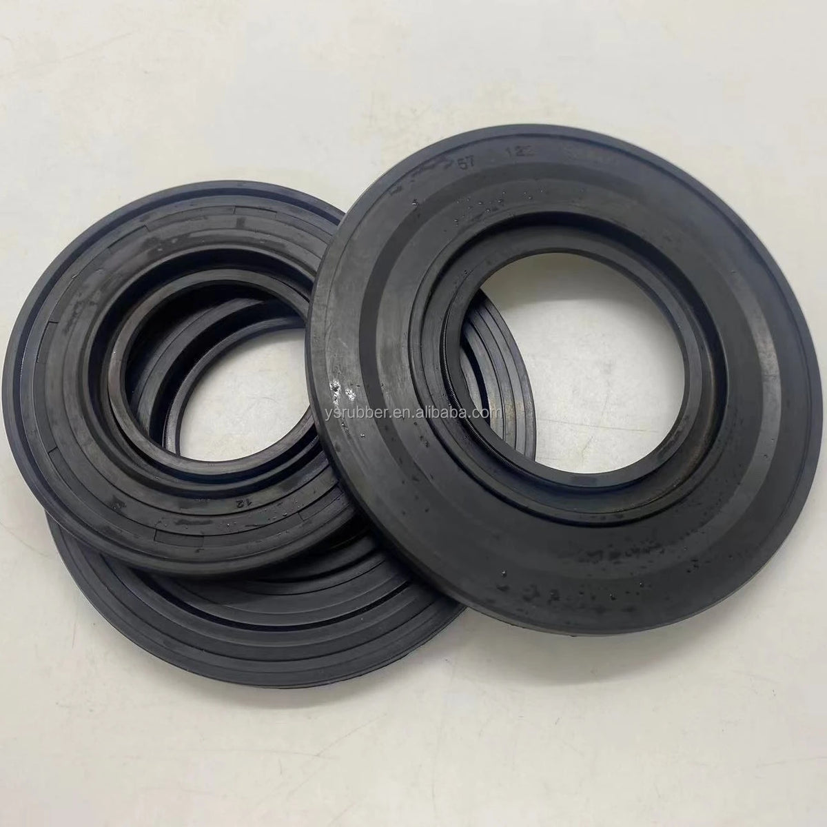 NEW Factory REAR HUB OIL SEAL BZZ626A Oil Seal 46*94.5*8*10 Met 8943363151 8943363152 9099242420 13132 for ISUZU Truck