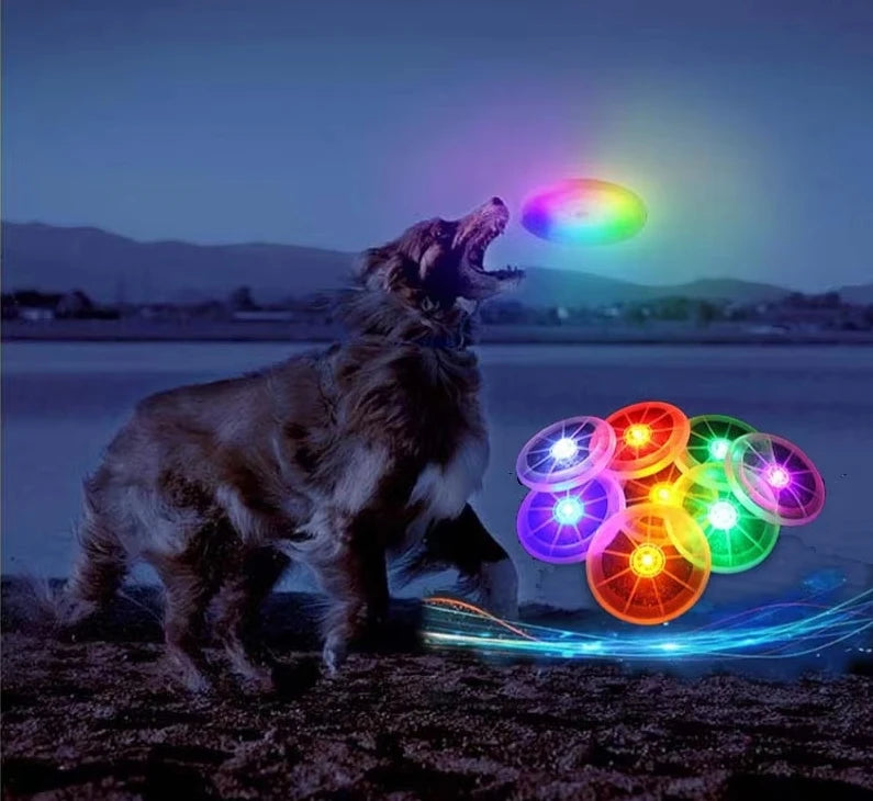 LED Saucer Interactive Dog Toy Flying Disc Fetch Toy Soft Silicone Dog Training Game Light up Discuit Toy for Dogs