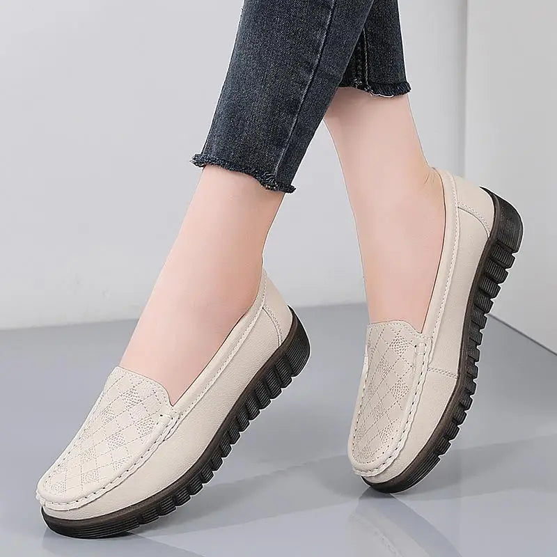 Ladies Shallow Mouth Comfortable Thick Bottom Casual Shoes Soft Bottom Stretch Women Flat Shoes Solid Colour Fashion Trend Shoes