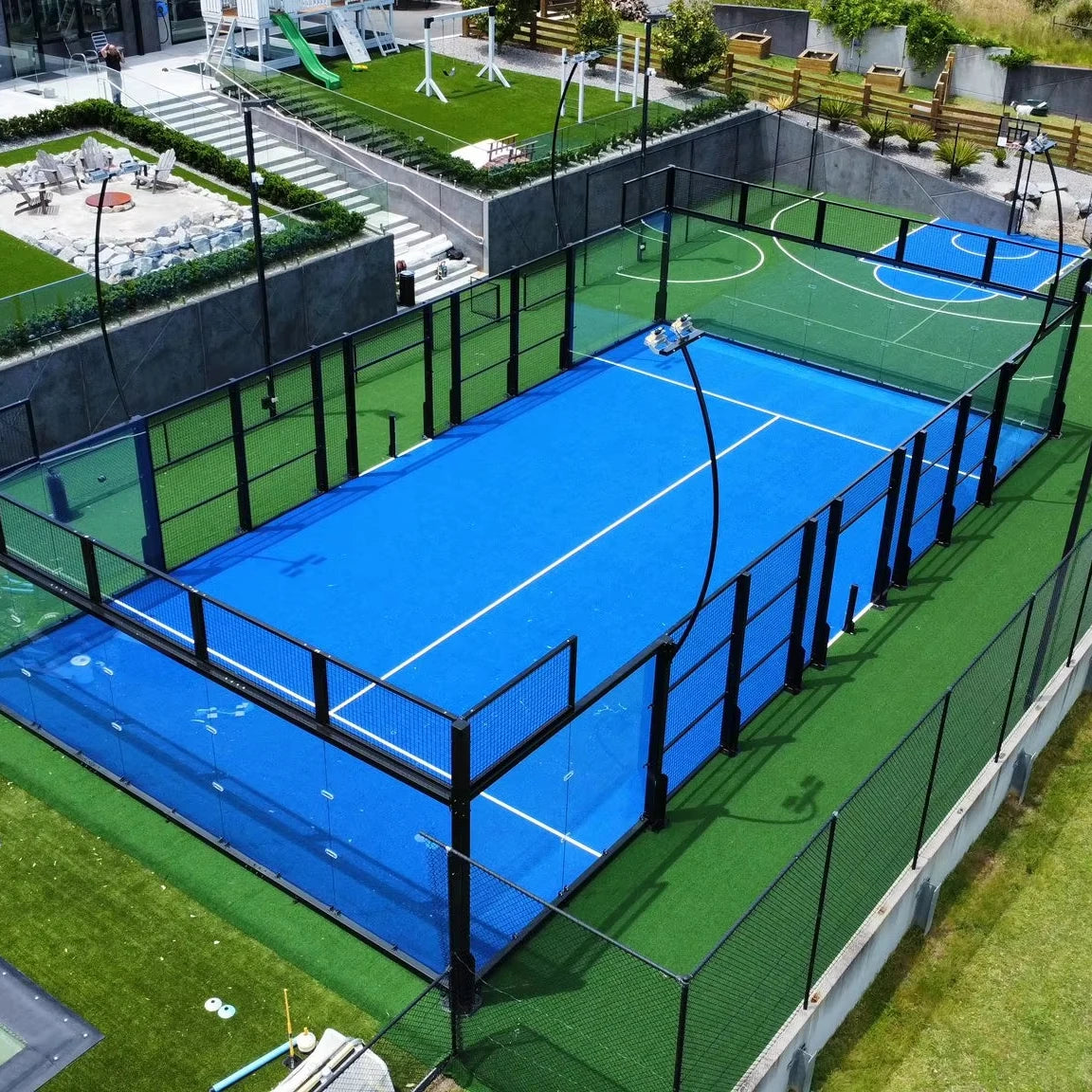 Good Quality World Padel Tour Court Roofed Padel Court