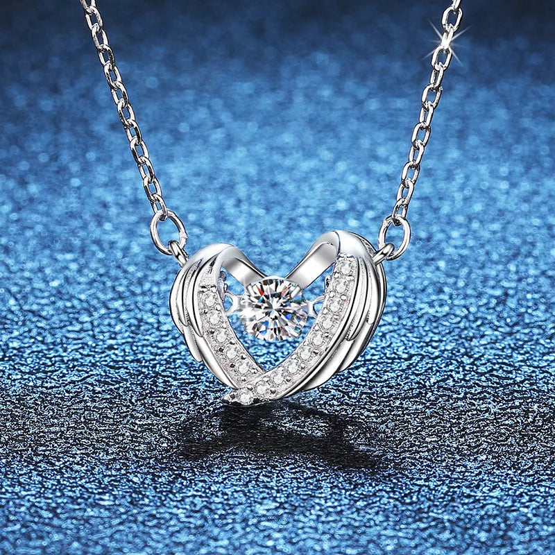 Factory Wholesale S925 Sterling Simple Clavicle Chain Retention Niche Free Light Luxury Cold Wind 0.3Carat Moissanite Necklace