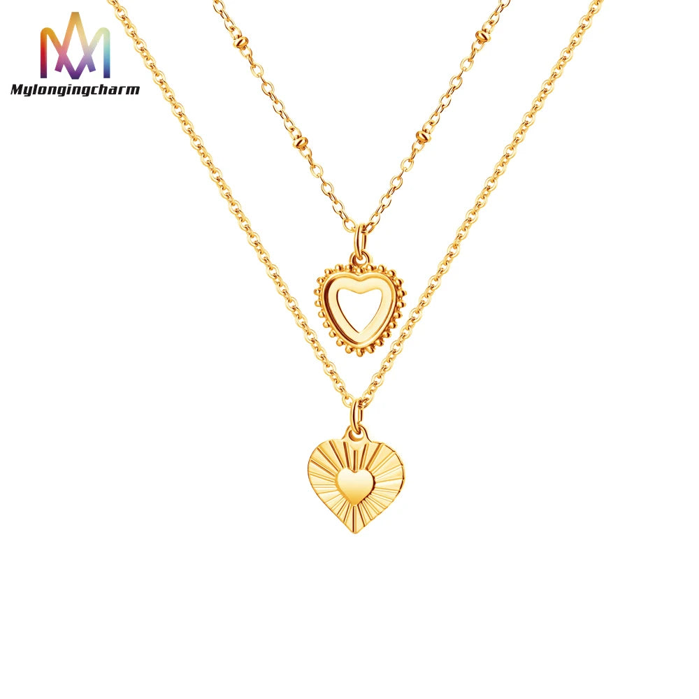 18K Gold Double Layer Collar Chain Necklace Multi-Layer Hollow Heart Link Chain Fashion Jewelry Made of Stainless Steel