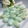 Wholesale Natural Crystals Healing Gemstones Polished Caribbean Calcite Crystal Palm Stone for Sale